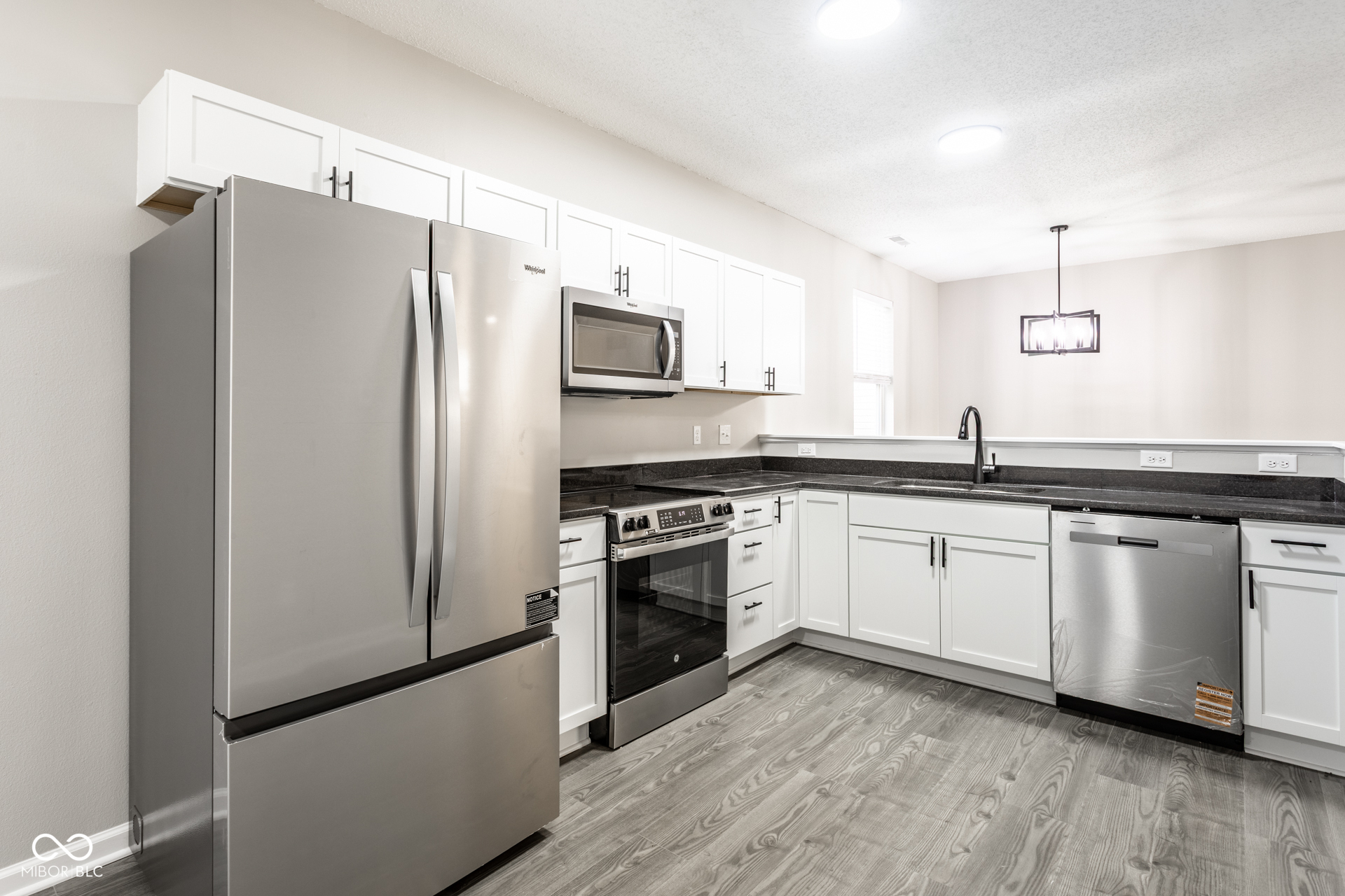 8006 Ithaca Way Indianapolis, IN 46239 - Photo 8 of 23