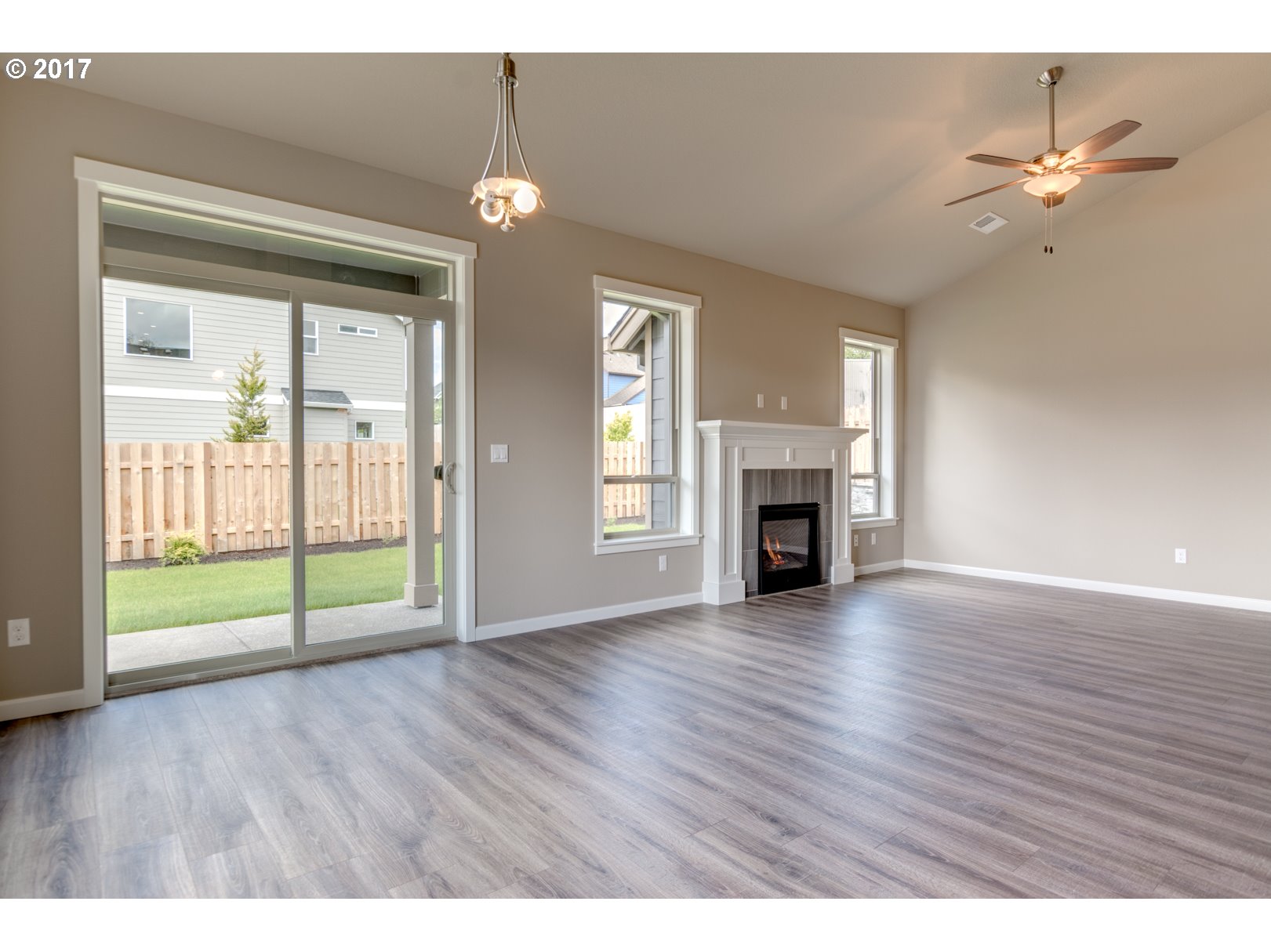 3207 Southeast Riesling Road Milwaukie, OR 97267 - Photo 15 of 30 Gallery Image 15