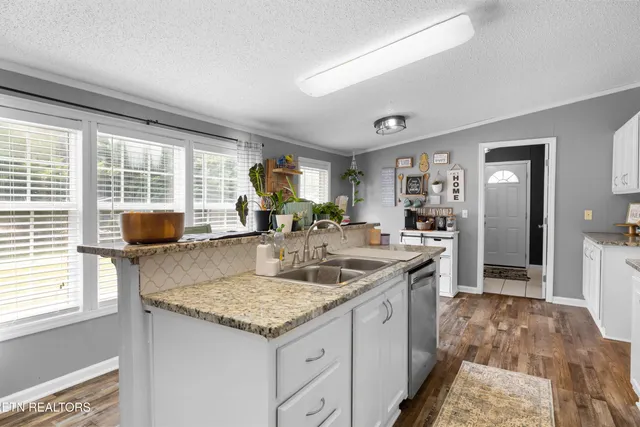 $274,999 | 1506 Moyers Street, White Pine, TN 37890