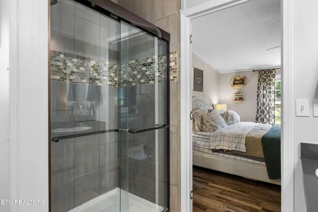 $274,999 | 1506 Moyers Street, White Pine, TN 37890