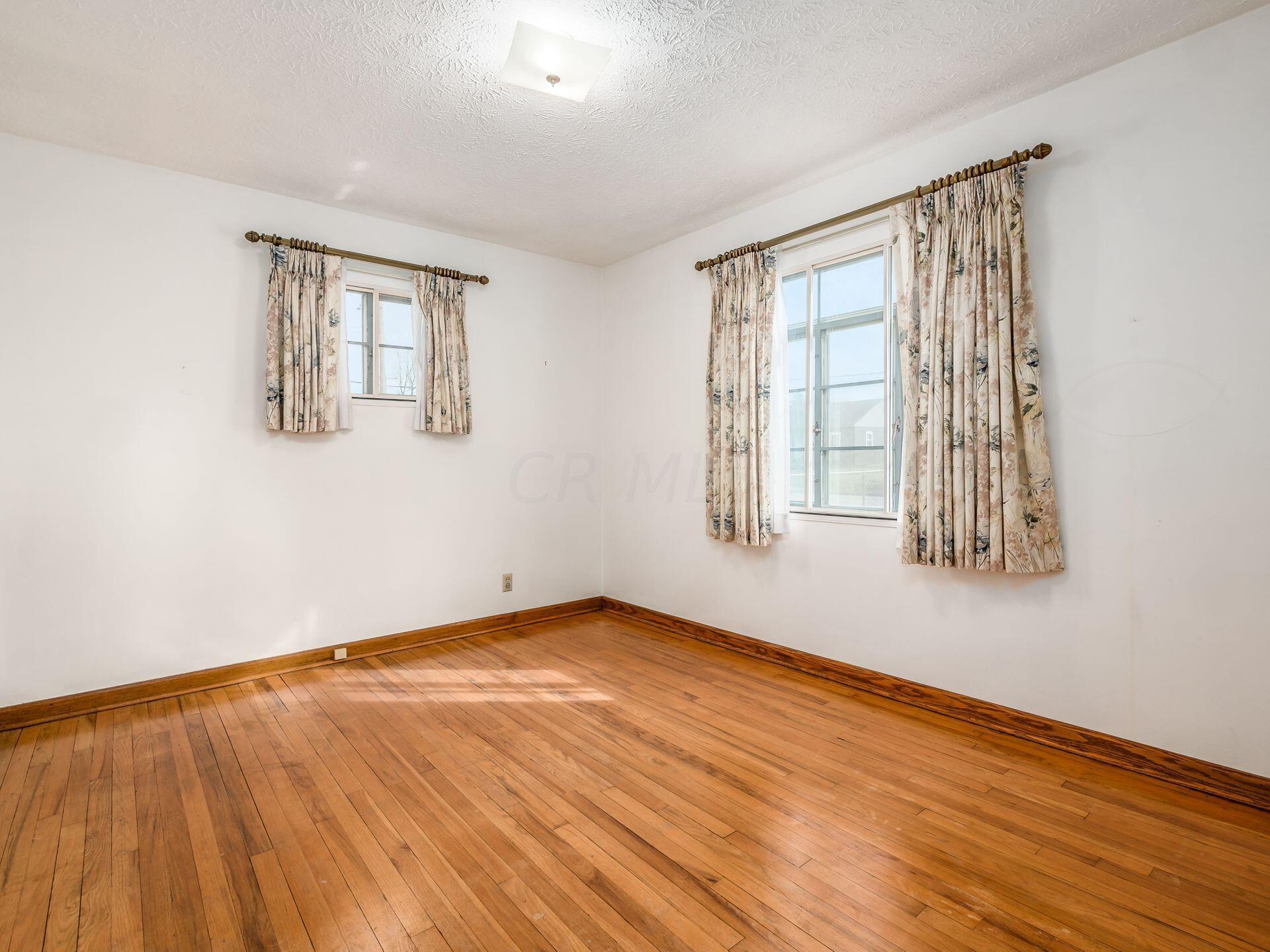 3339 Karl Road Columbus, OH 43224 - Photo 16 of 29 019_b0657_N 3339 Karl Rd 038a