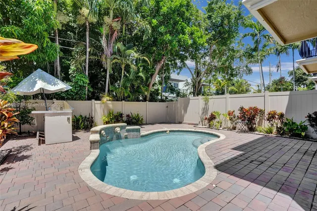 $989,999 | 1115 Northeast 14th Avenue, Fort Lauderdale, FL 33304