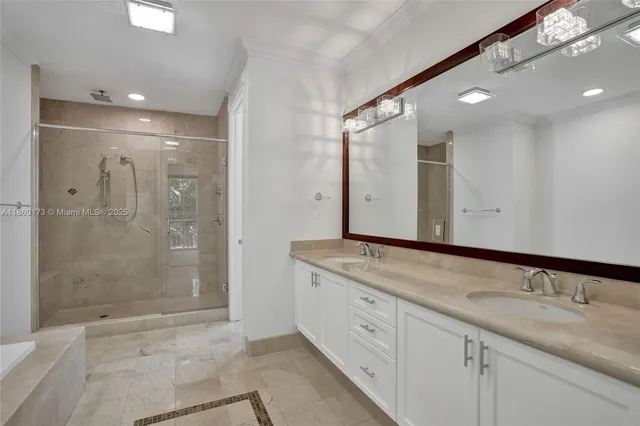 $989,999 | 1115 Northeast 14th Avenue, Fort Lauderdale, FL 33304