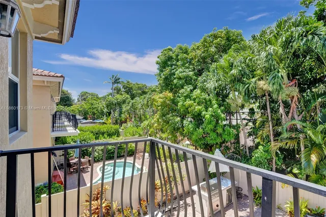 $989,999 | 1115 Northeast 14th Avenue, Fort Lauderdale, FL 33304