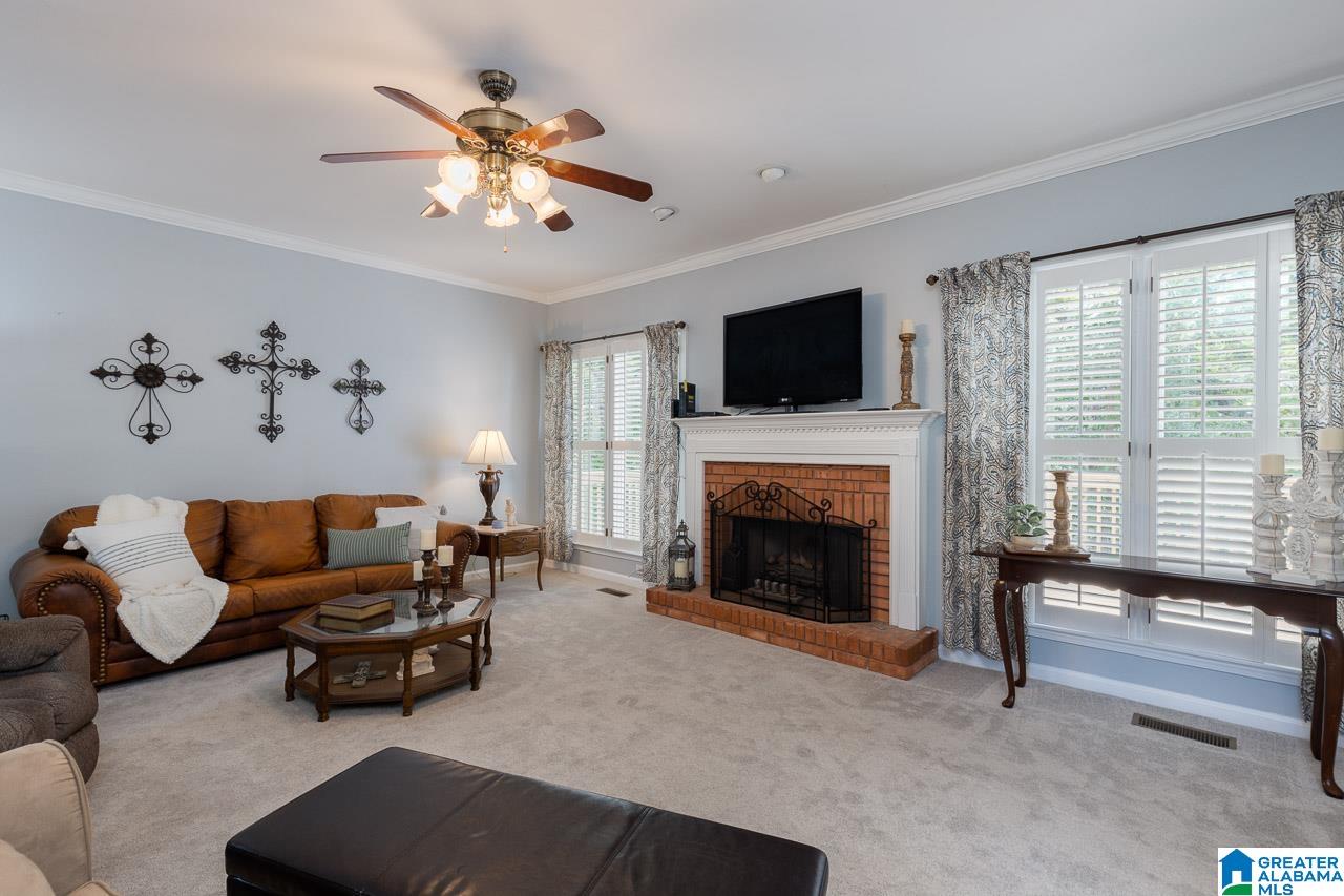 616 Brooks Lane Birmingham, AL 35244 - Photo 13 of 38