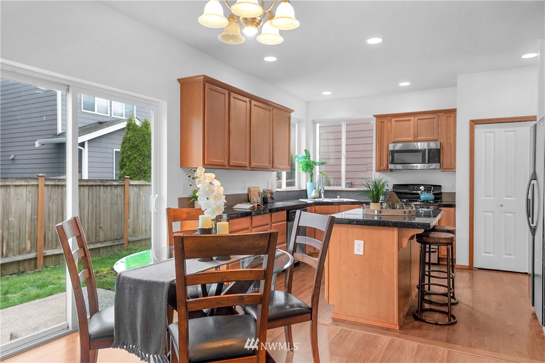 122 195th Place Southwest Bothell, WA 98012 - Photo 12 of 29