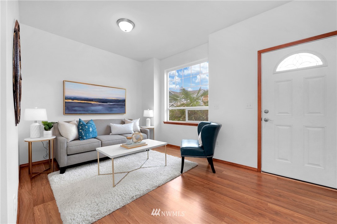 122 195th Place Southwest Bothell, WA 98012 - Photo 5 of 29