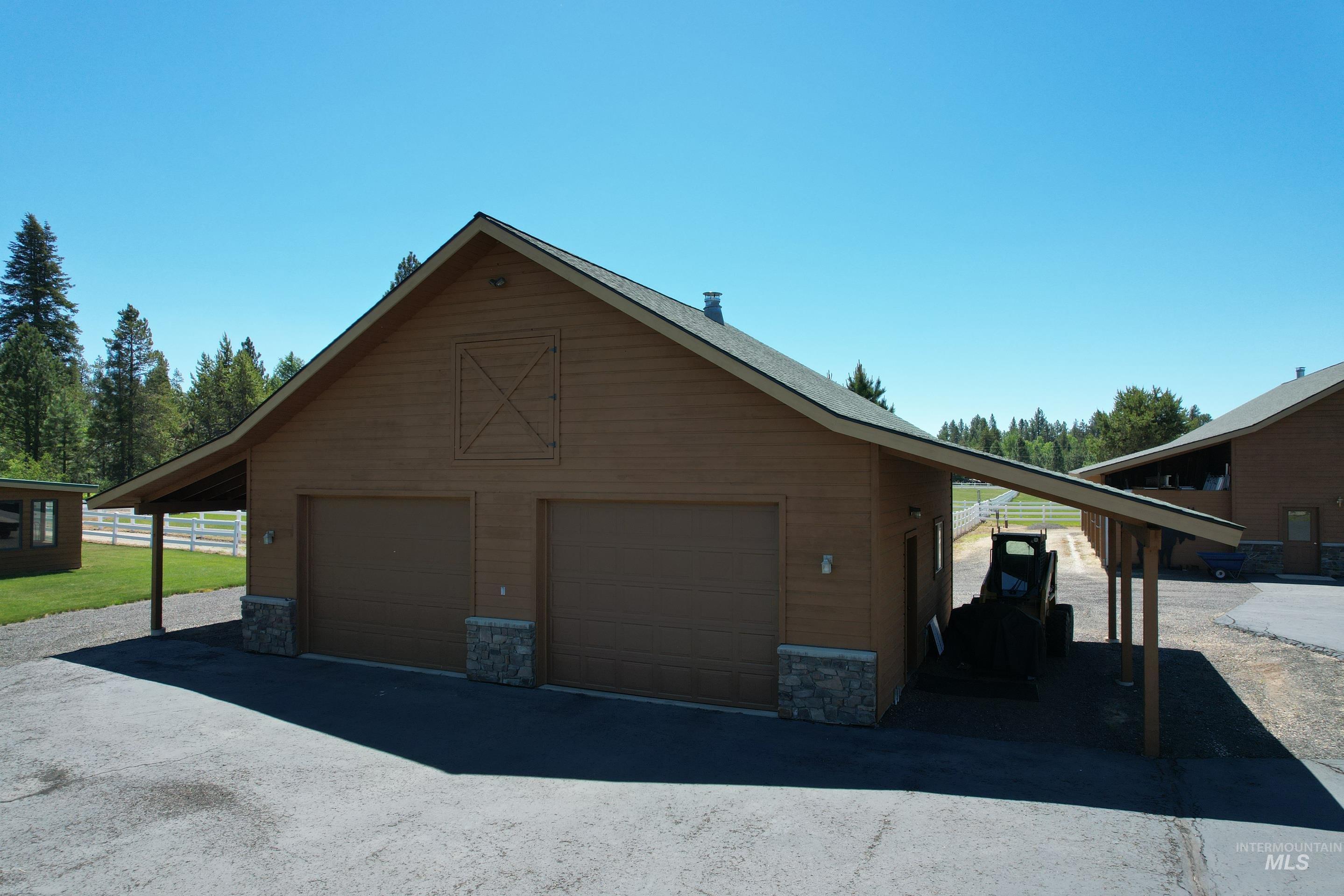 13761 Clear View Road McCall, ID 83638 - Photo 9 of 38