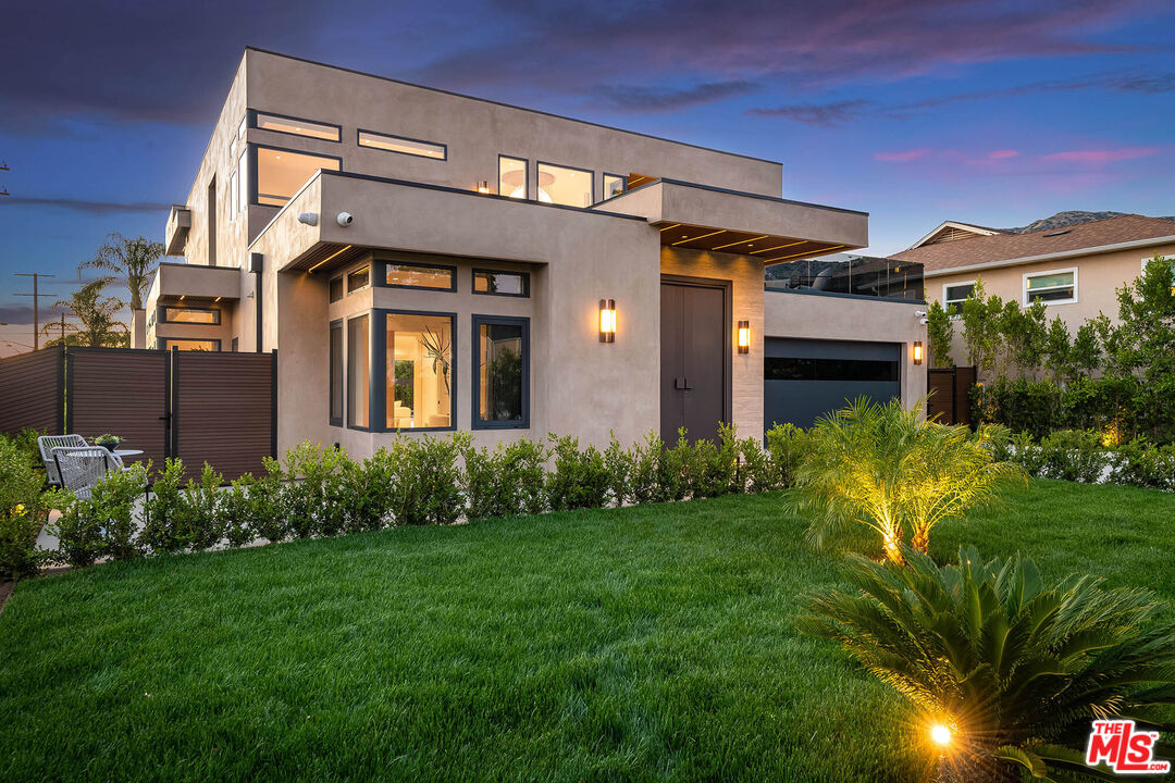 1000 North Kenneth Road Burbank, CA 91504 - Photo 2 of 68
