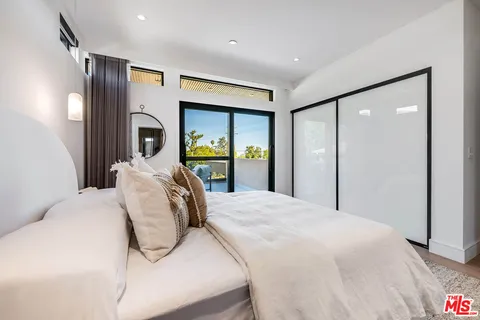 $4,495,000 | 1000 North Kenneth Road, Burbank, CA 91504