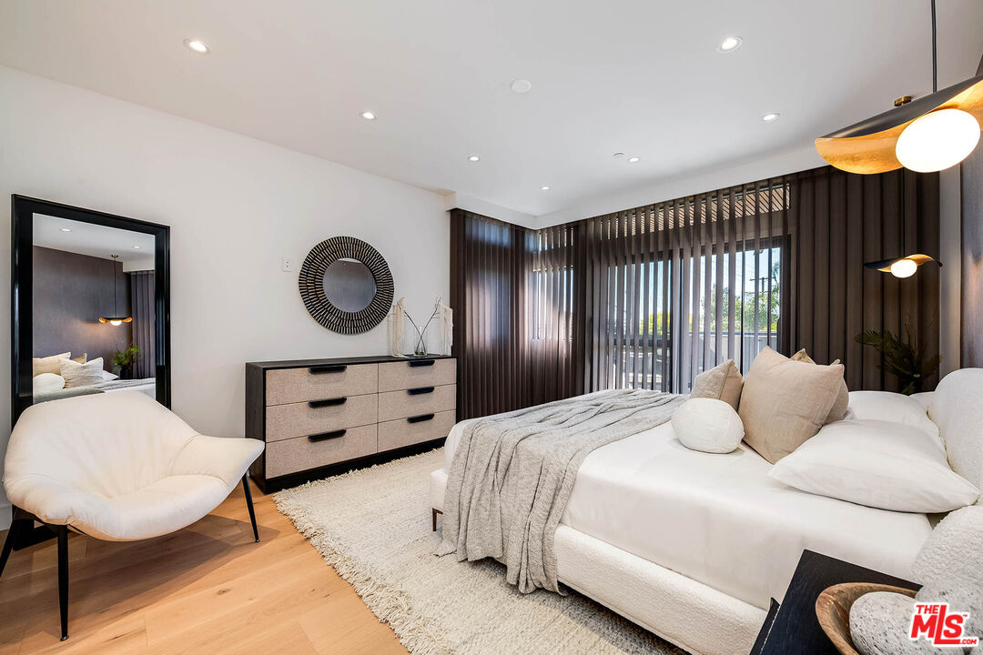 1000 North Kenneth Road Burbank, CA 91504 - Photo 43 of 68