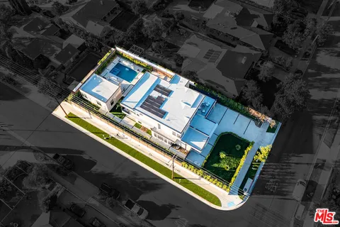 $4,495,000 | 1000 North Kenneth Road, Burbank, CA 91504
