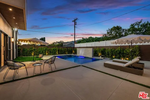 $4,495,000 | 1000 North Kenneth Road, Burbank, CA 91504