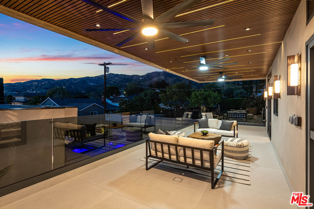 1000 North Kenneth Road Burbank, CA 91504 - Photo 63 of 68