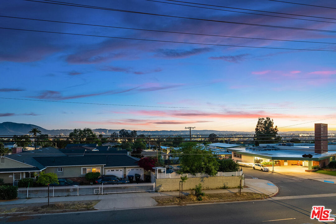 1000 North Kenneth Road Burbank, CA 91504 - Photo 65 of 68