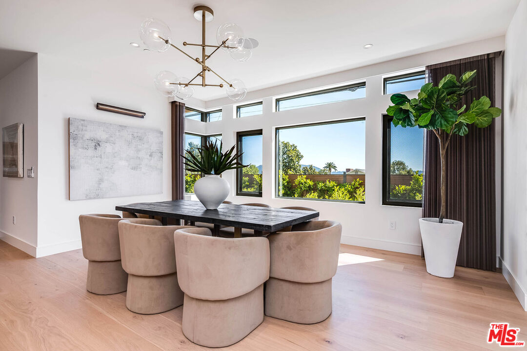 1000 North Kenneth Road Burbank, CA 91504 - Photo 10 of 68