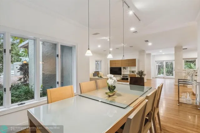 a view of walk in closet