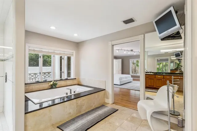 $21,000 | 3301 Northeast 16th Street, Fort Lauderdale, FL 33304