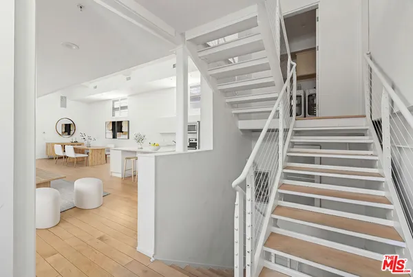 $14,985 | 2100 Abbot Kinney Boulevard, Unit 7, Venice, CA 90291