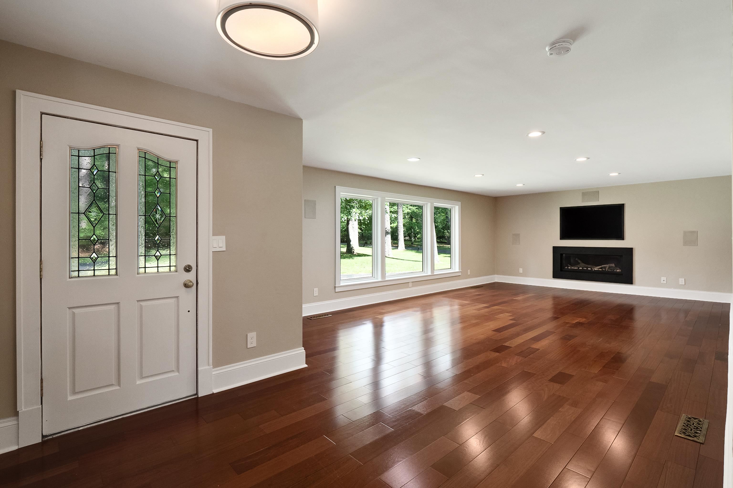11046 Raleigh Lagrange Road East Eads, TN 38028 - Photo 7 of 40 Entrance foyer featuring dark hardwood / wood-style flooring