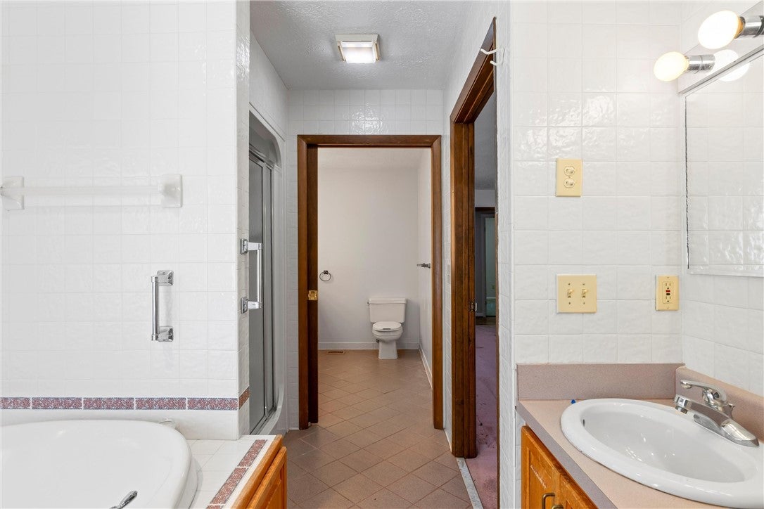 1224 Old Mill Road Auburn, AL 36830 - Photo 20 of 23 Primary Bathroom