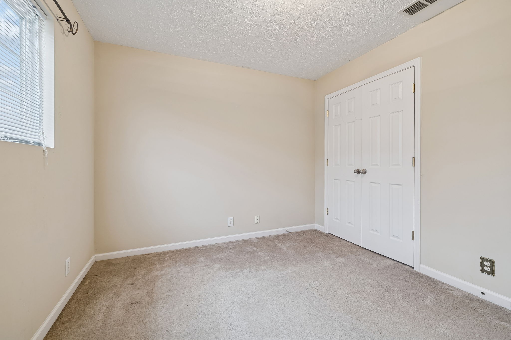 4869 Chelanie Circle Murfreesboro, TN 37129 - Photo 27 of 35 a view of an empty room