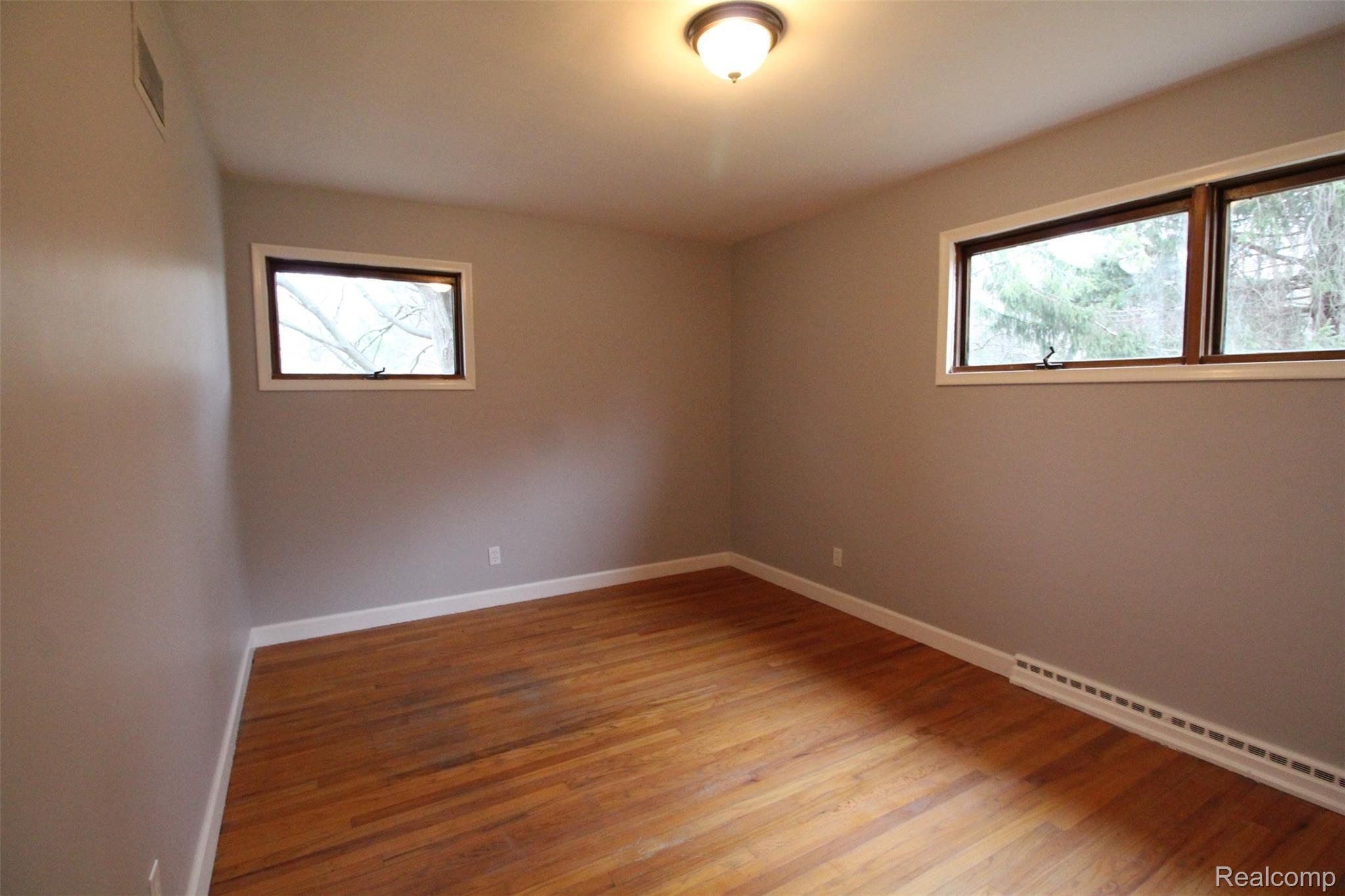 4241 Baker Road Bridgeport, MI 48722 - Photo 20 of 29 IMG_0891.JPG
