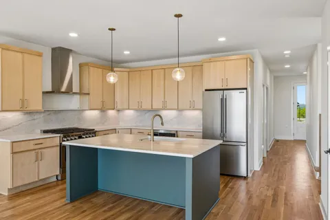 $899,000 | 2160 Summitt Avenue, Nashville, TN 37218