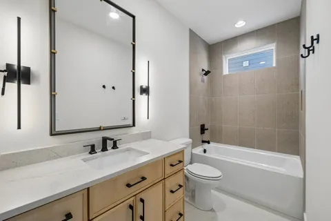 $899,000 | 2160 Summitt Avenue, Nashville, TN 37218