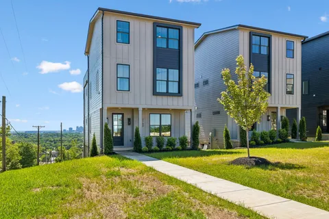 $899,000 | 2160 Summitt Avenue, Nashville, TN 37218