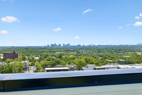$899,000 | 2160 Summitt Avenue, Nashville, TN 37218
