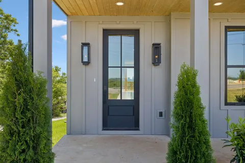 $899,000 | 2160 Summitt Avenue, Nashville, TN 37218