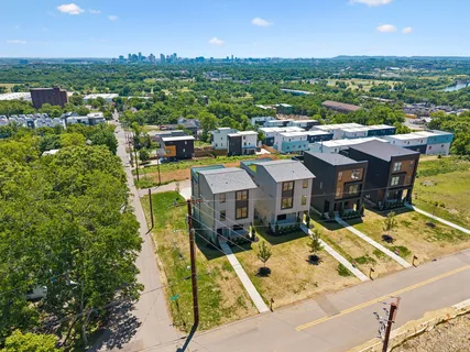 $899,000 | 2160 Summitt Avenue, Nashville, TN 37218