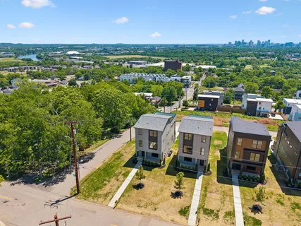$899,000 | 2160 Summitt Avenue, Nashville, TN 37218