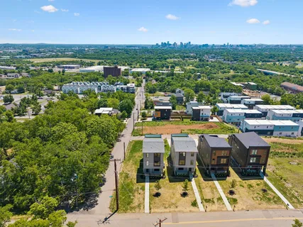 $899,000 | 2160 Summitt Avenue, Nashville, TN 37218