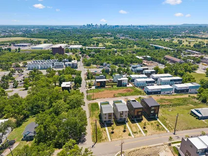 $899,000 | 2160 Summitt Avenue, Nashville, TN 37218