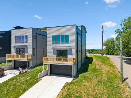 $899,000 | 2160 Summitt Avenue, Nashville, TN 37218