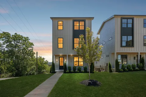 $899,000 | 2160 Summitt Avenue, Nashville, TN 37218