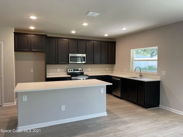 $3,000 | 655 Boughton Way, West Melbourne, FL 32904