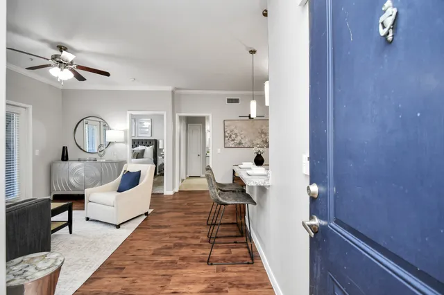 $1,149 | 6777 Sommerall Drive, Unit 716, Houston, TX 77084