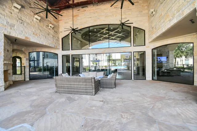 $1,149 | 6777 Sommerall Drive, Unit 716, Houston, TX 77084