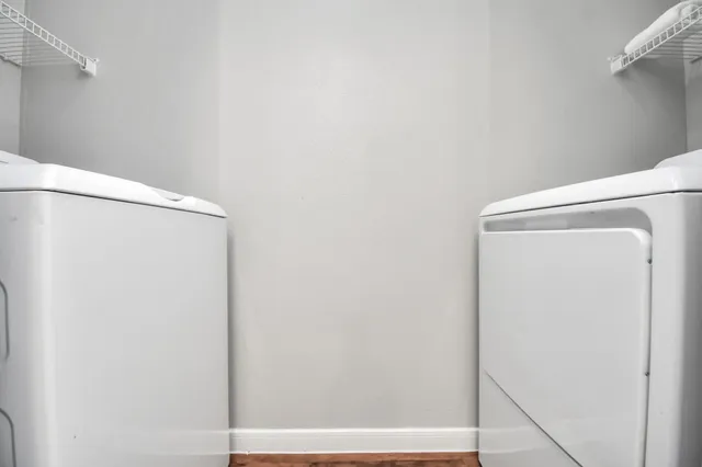 $1,149 | 6777 Sommerall Drive, Unit 716, Houston, TX 77084