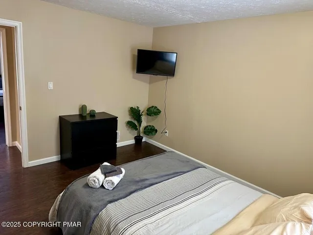 $2,800 | 201 Victory Lane, Long Pond, PA 18334