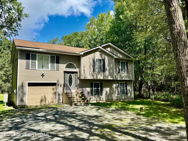 $2,800 | 201 Victory Lane, Long Pond, PA 18334
