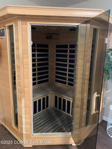 $2,800 | 201 Victory Lane, Long Pond, PA 18334