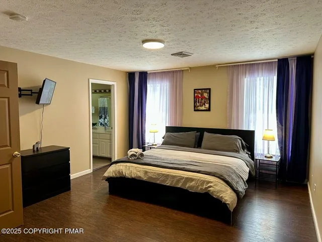 $2,800 | 201 Victory Lane, Long Pond, PA 18334