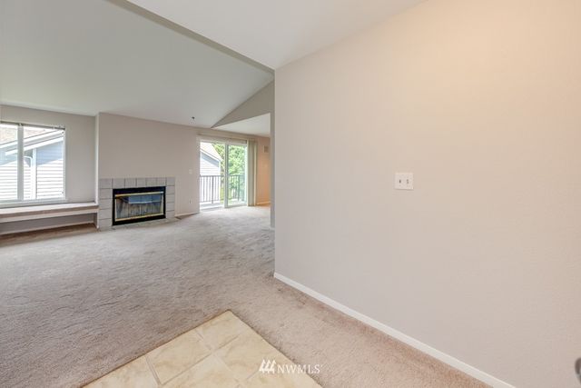 $355,000 | 12510 109th Court Northeast, Unit E304, Kirkland, WA 98034