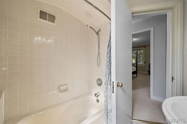 $629,900 | 7484 Stratford Avenue, St. Louis, MO 63130