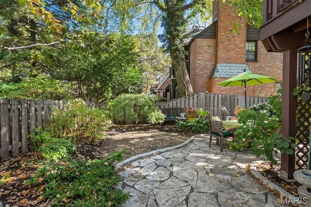 $629,900 | 7484 Stratford Avenue, St. Louis, MO 63130