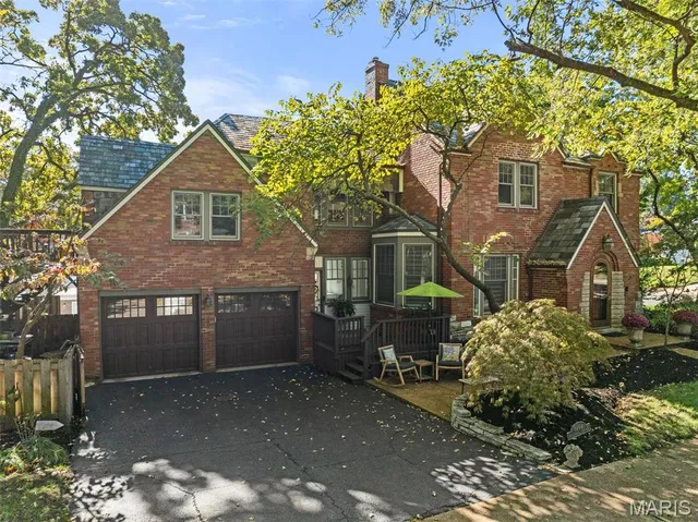 $629,900 | 7484 Stratford Avenue, St. Louis, MO 63130